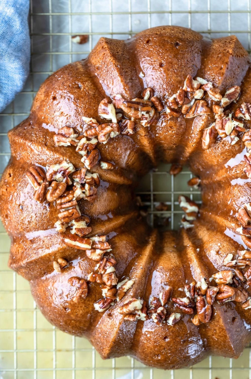 Irish Cream Bundt Cake - I Heart Eating