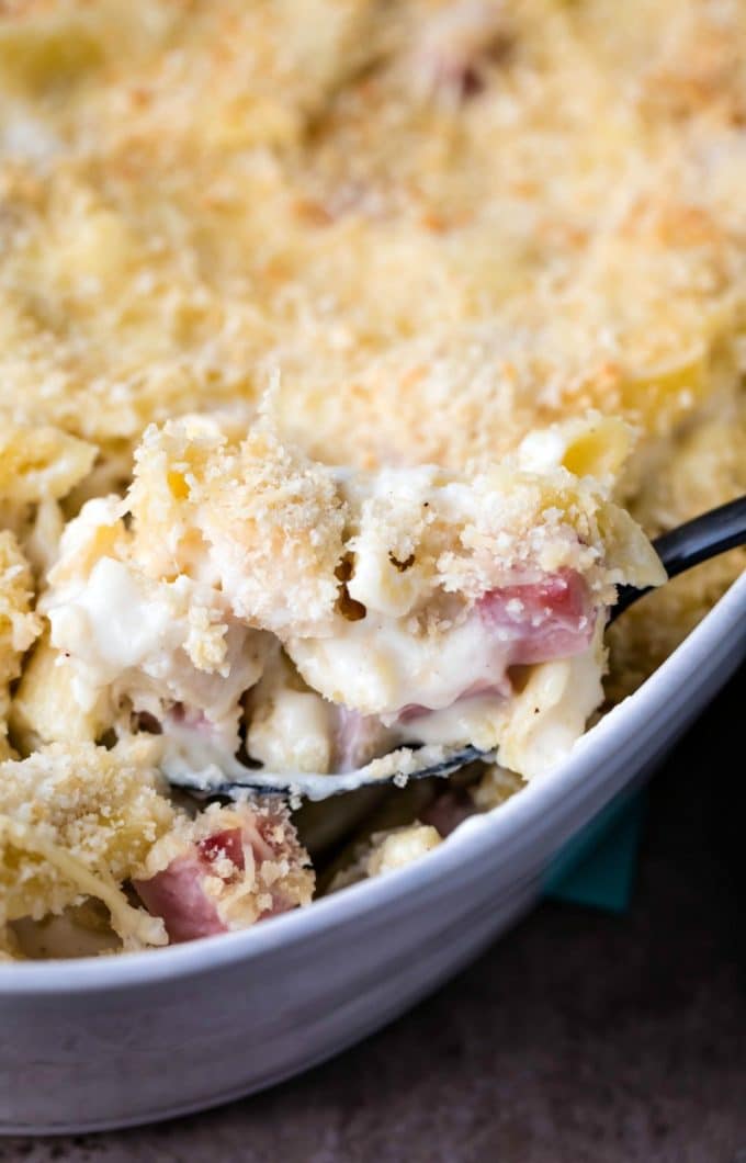 Chicken Cordon Bleu Casserole - I Heart Eating