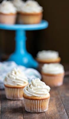 White Cupcakes - I Heart Eating