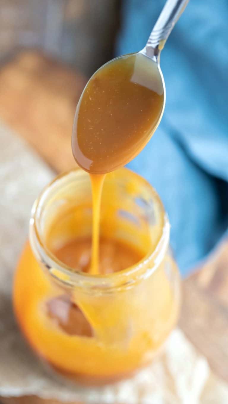 Homemade Caramel Sauce - I Heart Eating