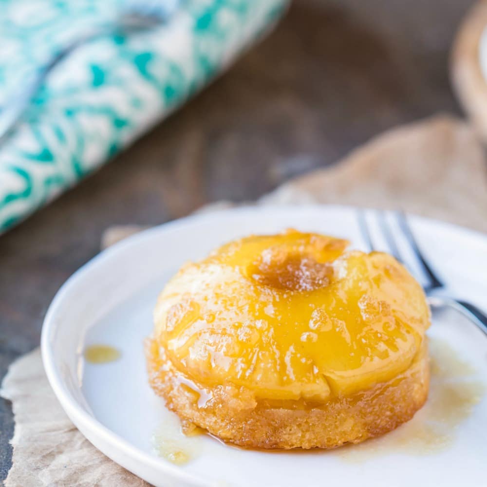 pineapple-upside-down-cupcakes-all-the-rage