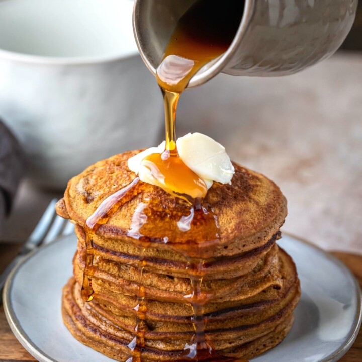 Gingerbread Pancakes - I Heart Eating