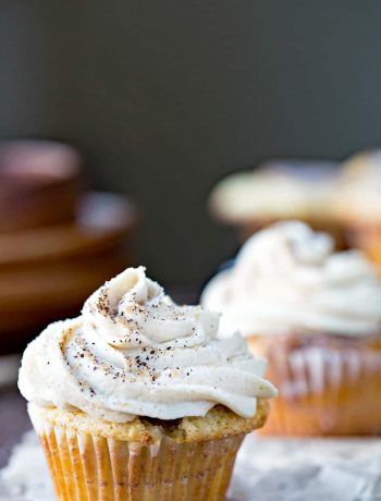 Caramel Apple Cobbler Cake - i heart eating