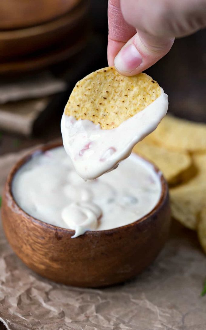 Slow Cooker Queso Blanco Dip Recipe - I Heart Eating