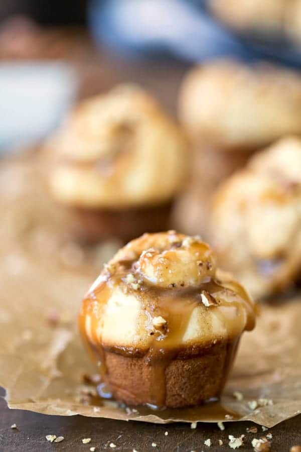 Mini Pecan Sticky Bun Recipe - I Heart Eating