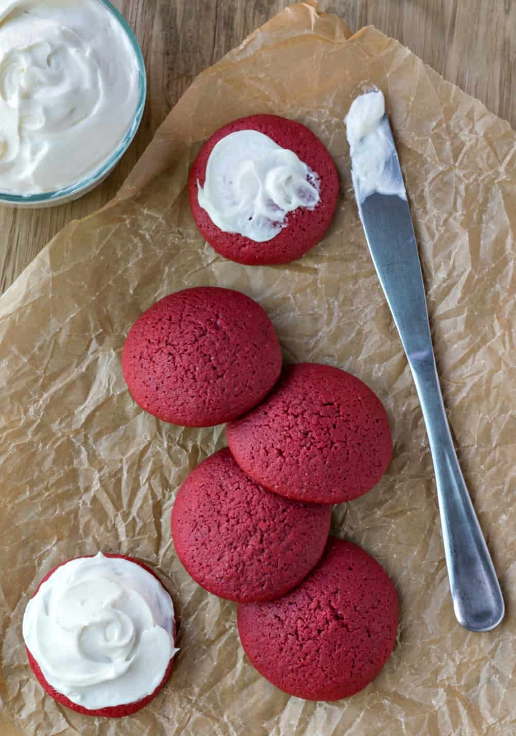 Red Velvet Cupcake Cookies - I Heart Eating