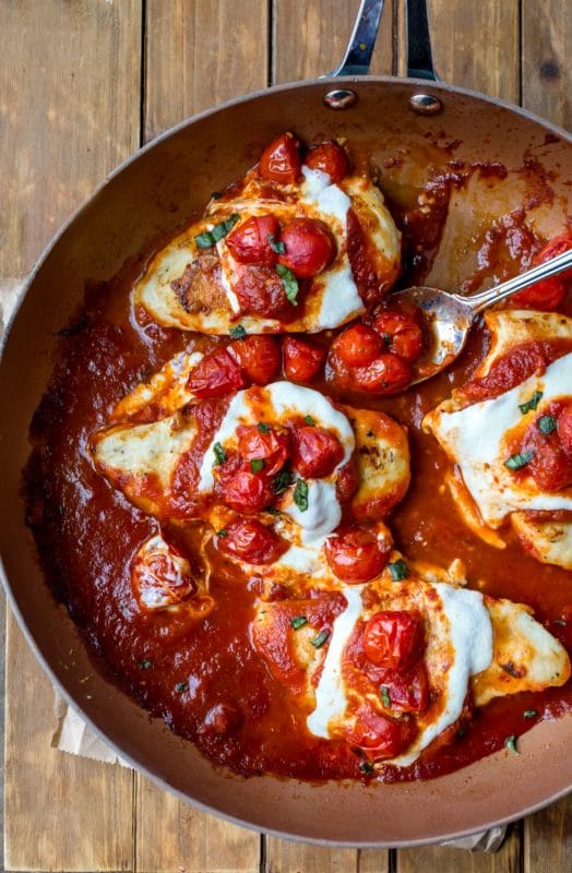 Skillet Chicken Parmesan - I Heart Eating