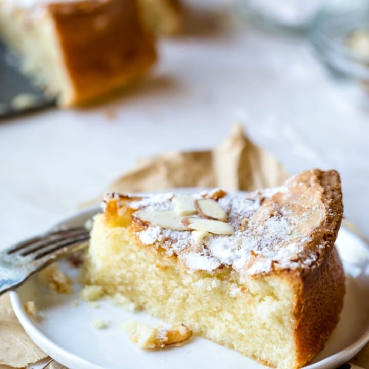 Olive Oil Cake - I Heart Eating