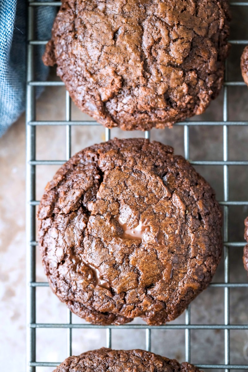 Chocolate Fudge Cookies - I Heart Eating