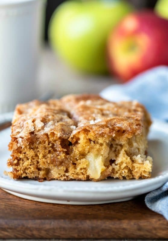 Cinnamon Apple Cake - I Heart Eating