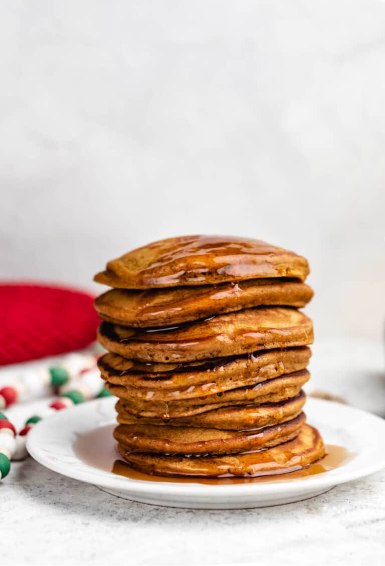 Gingerbread Pancakes - I Heart Eating