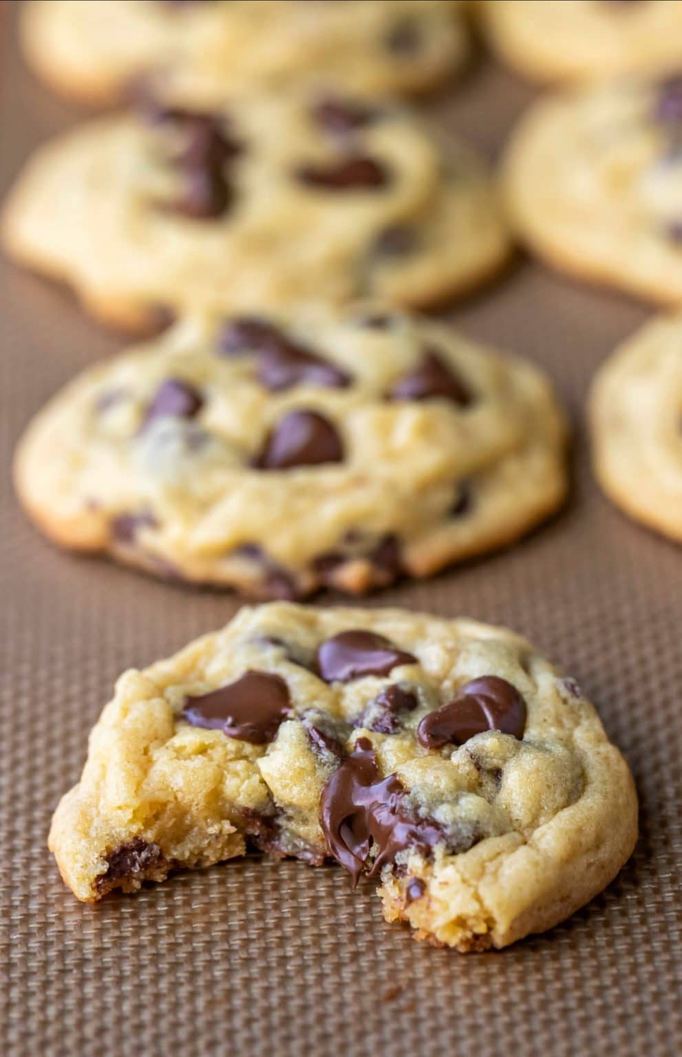 Chocolate Chip Pudding Cookies - I Heart Eating