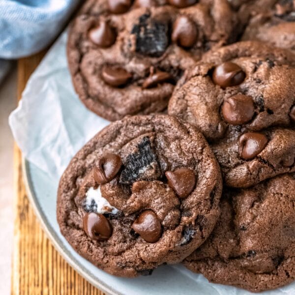 Chocolate Oreo Cookies - I Heart Eating