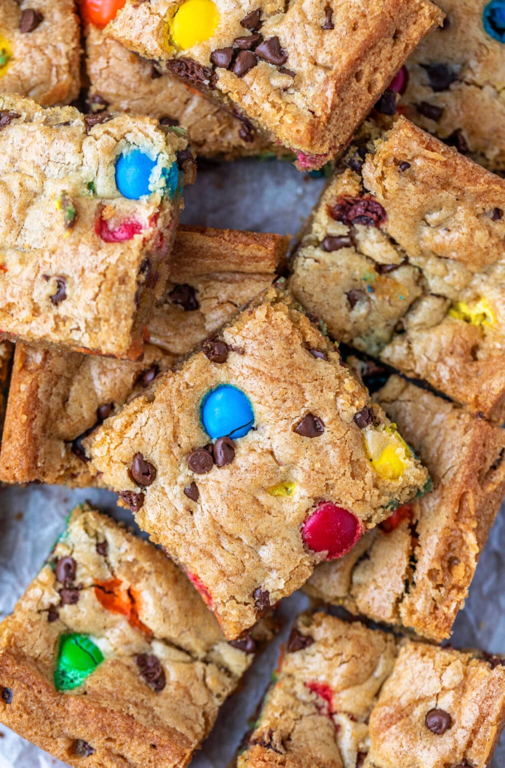 M&M Cookie Bars - I Heart Eating