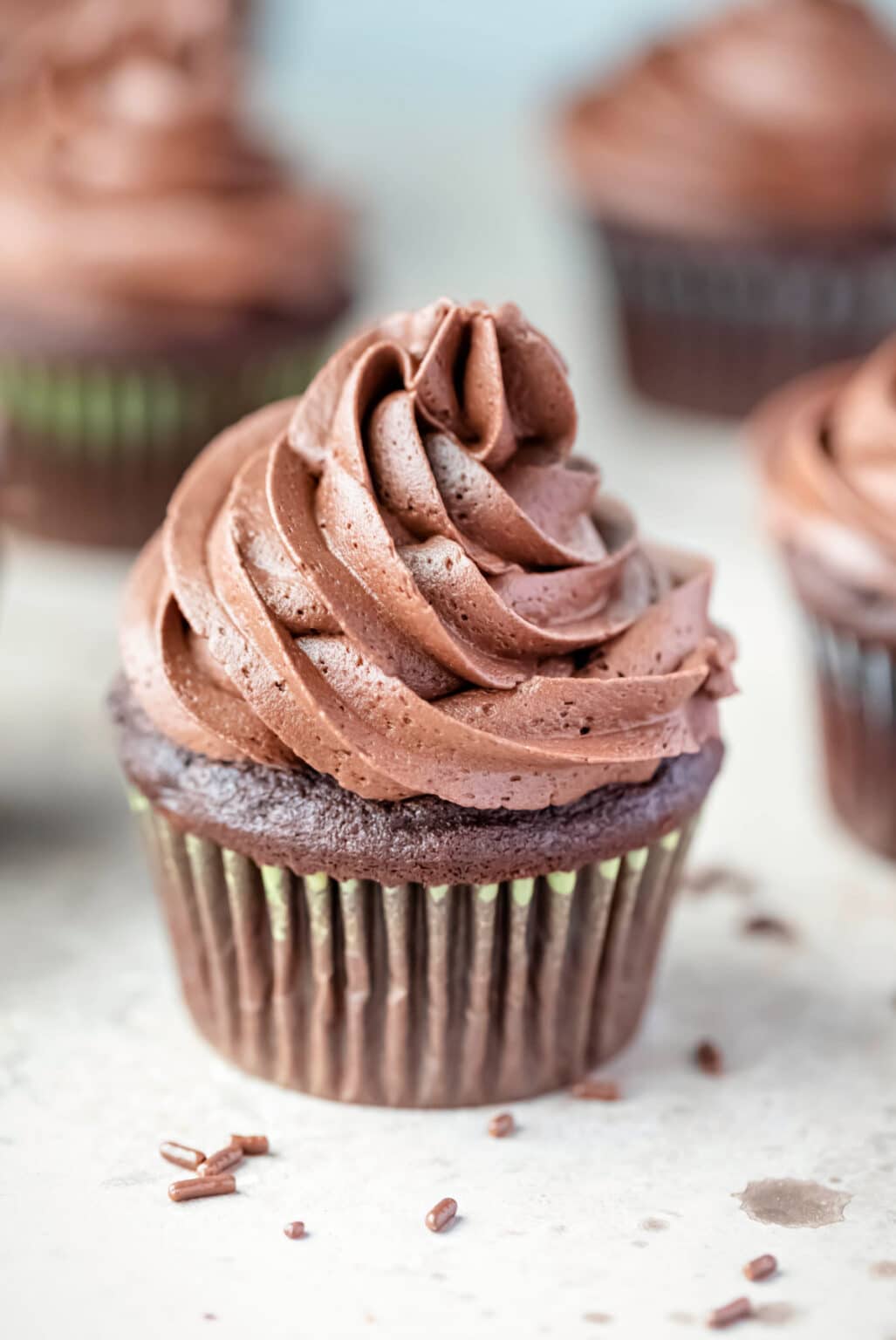 Easy Chocolate Cupcake Recipe - I Heart Eating