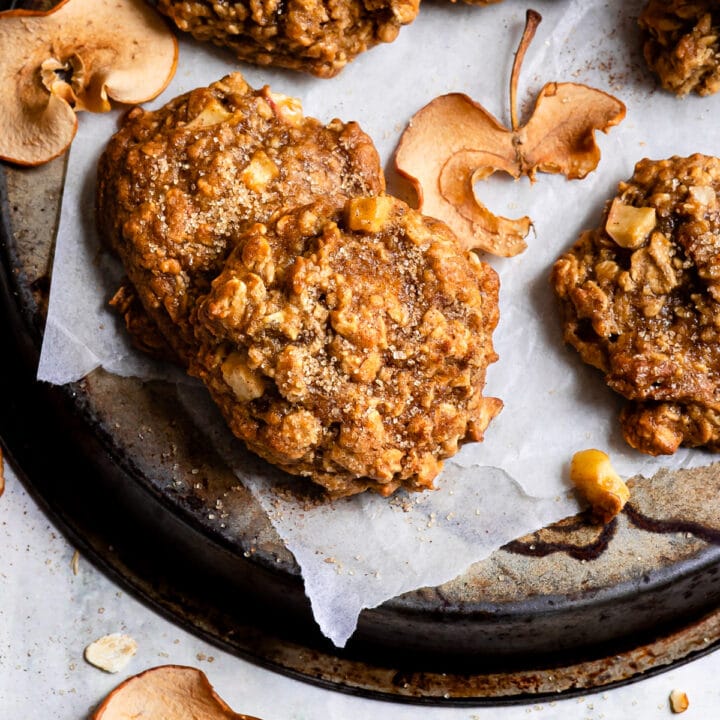 Apple Crisp Cookies - I Heart Eating