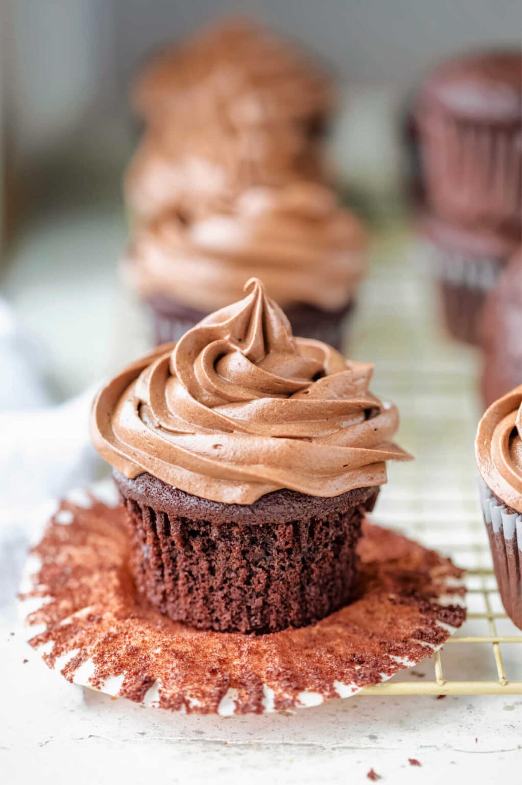 Chocolate Cream Cheese Frosting Recipe - I Heart Eating