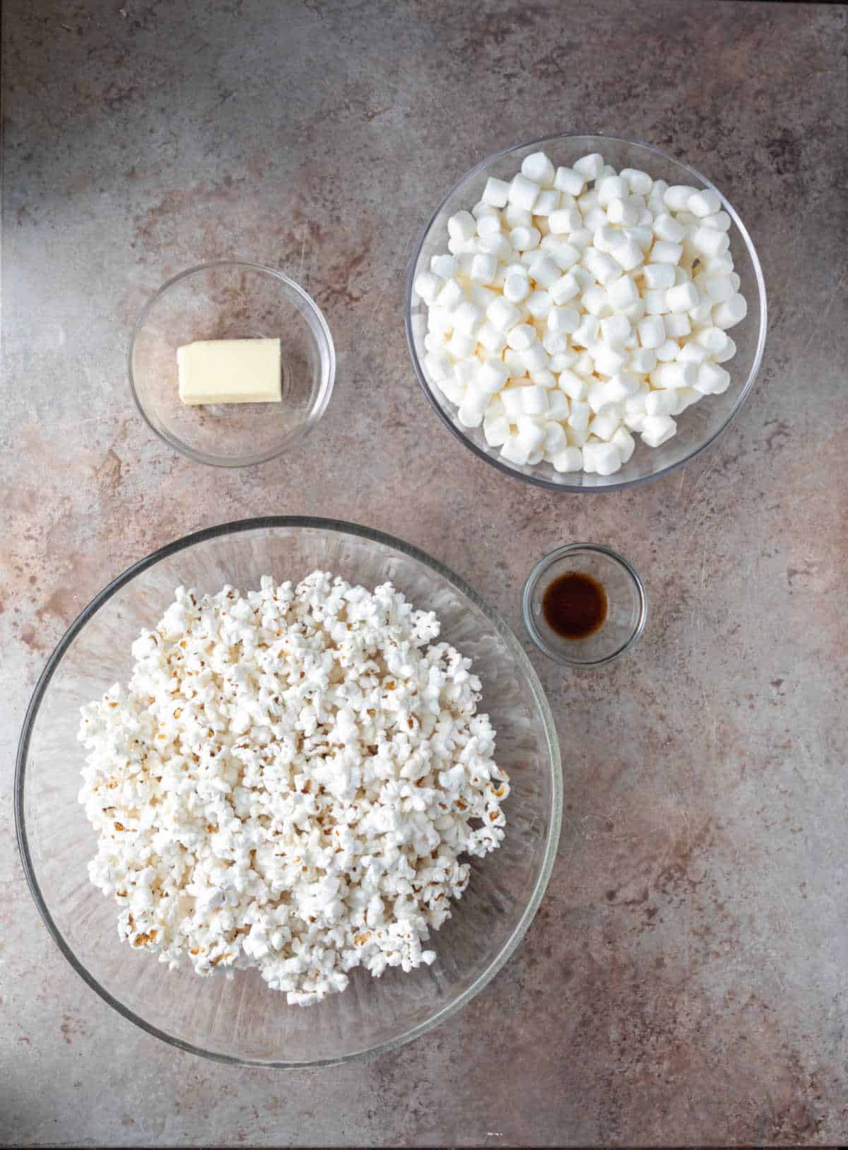 Easy Popcorn Ball Recipe - I Heart Eating