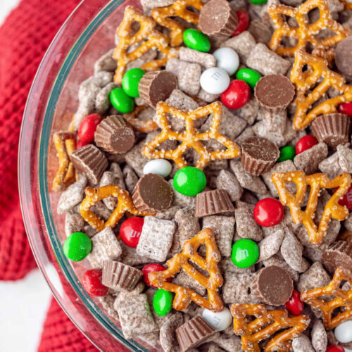 Easy Christmas Reindeer Chex Mix Recipe