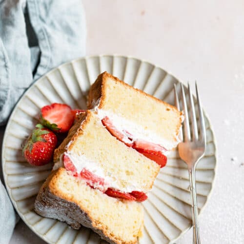 Strawberry Shortcake Cake - I Heart Eating