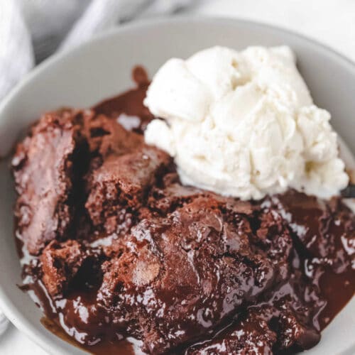 Hot Fudge Pudding Cake - I Heart Eating