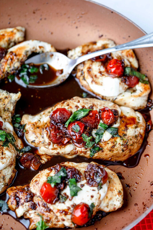 Caprese Chicken Recipe - I Heart Eating