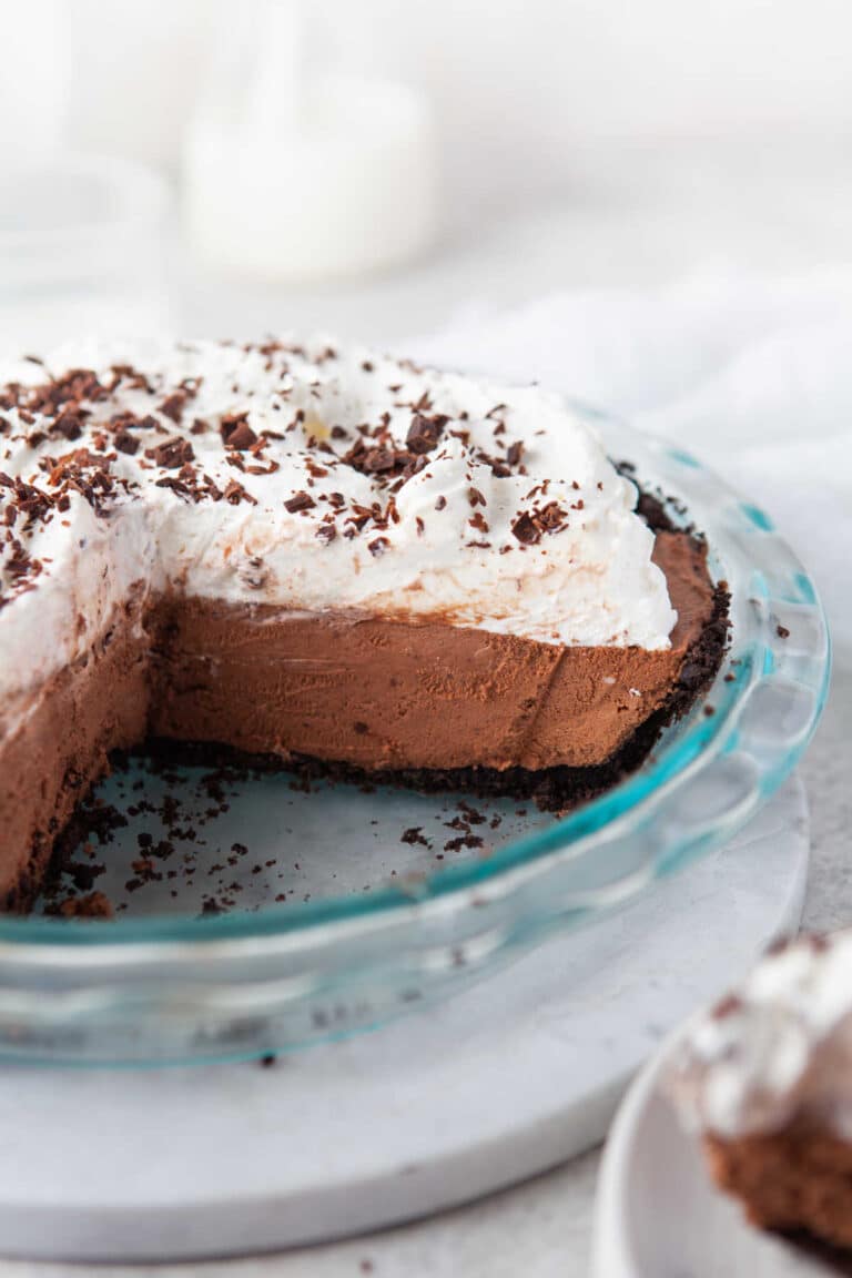 No Bake Chocolate Pie - I Heart Eating