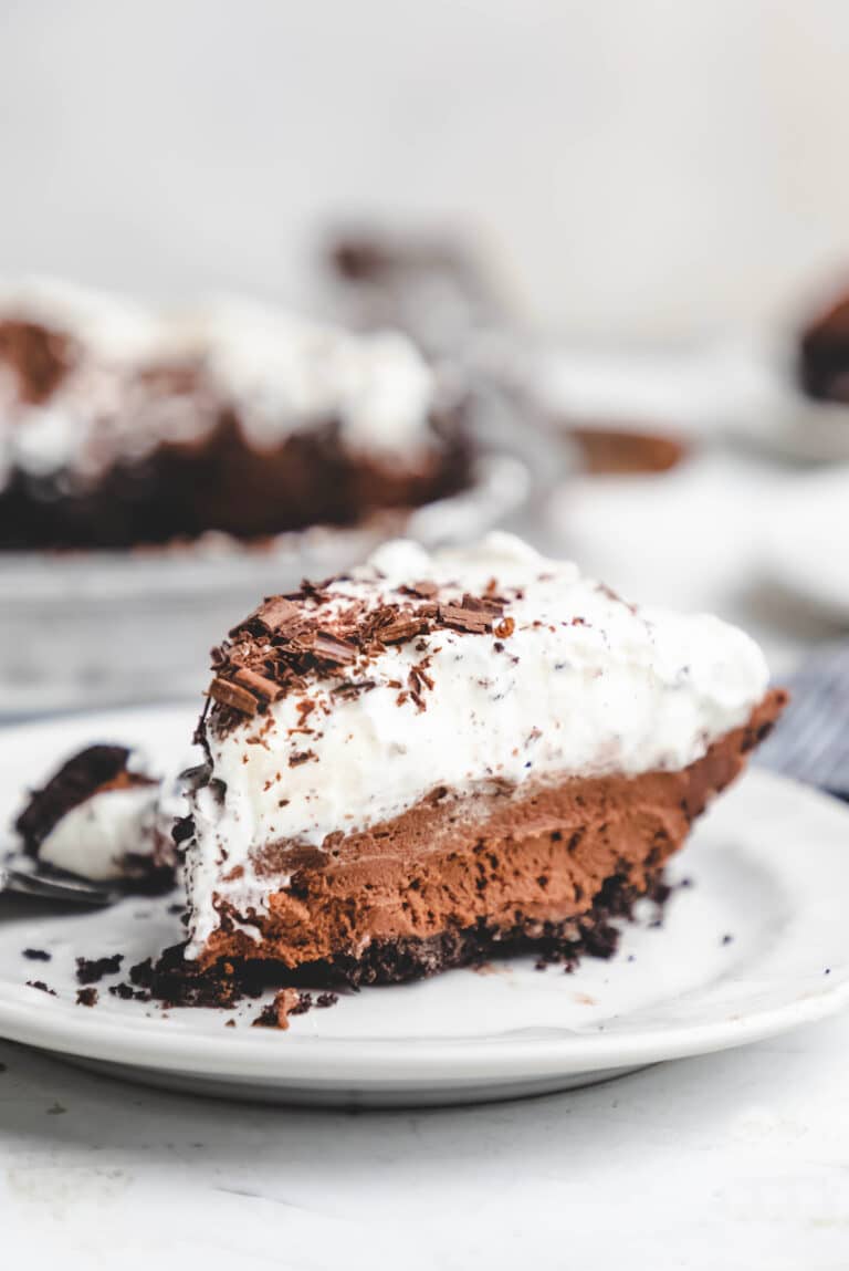 Chocolate Mousse Pie - I Heart Eating