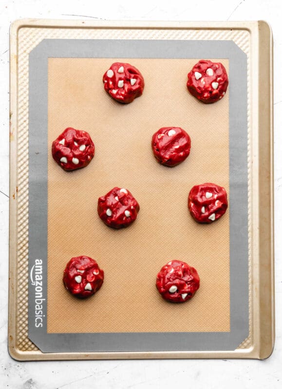 Red Velvet Cookies - I Heart Eating