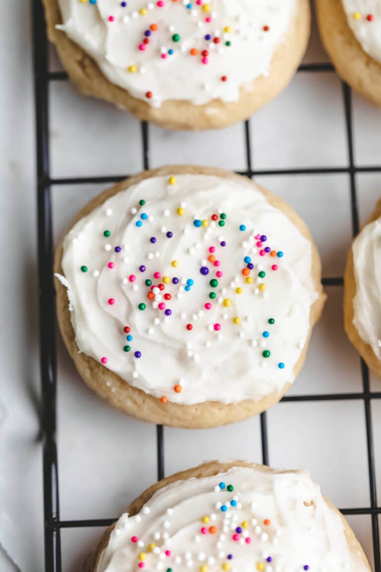 Sour Cream Sugar Cookies - I Heart Eating