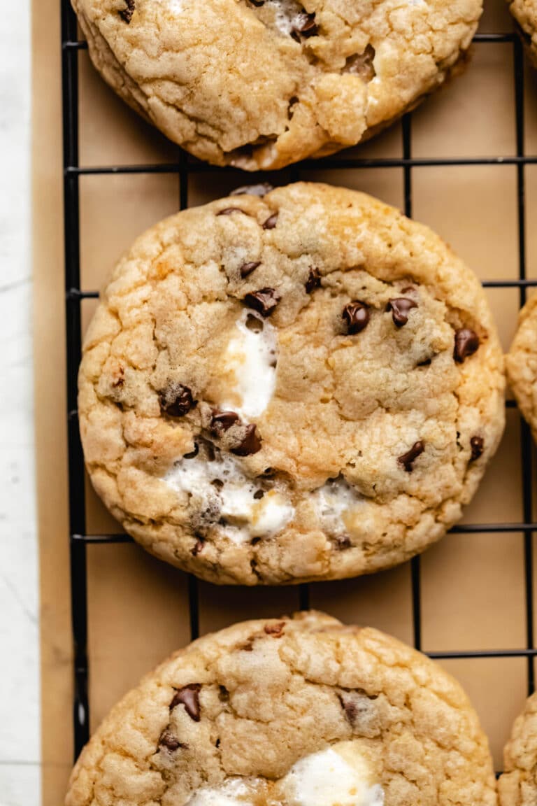 Easy S'mores Cookies - I Heart Eating