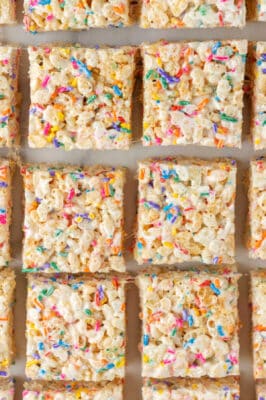 Funfetti Rice Krispies Treats - I Heart Eating