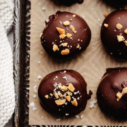 Peanut Butter Oreo Cookie Balls - I Heart Eating